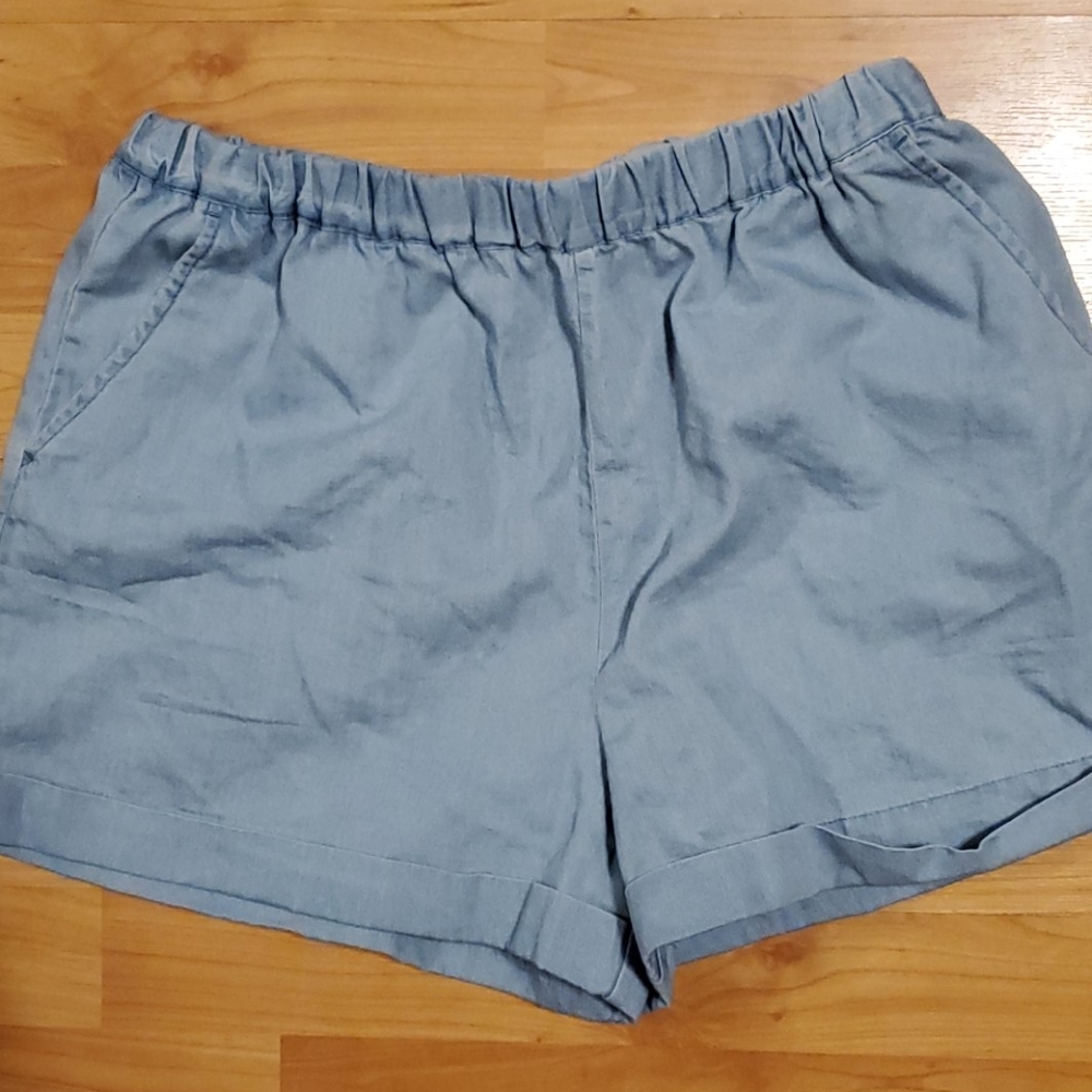 Forever 21 shorts